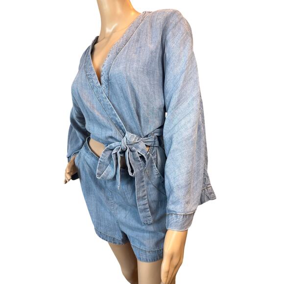 Free People Marlin Chambray One-Piece Shorts Romper Bell Sleeve Jumpsuit Size S - Picture 5 of 16